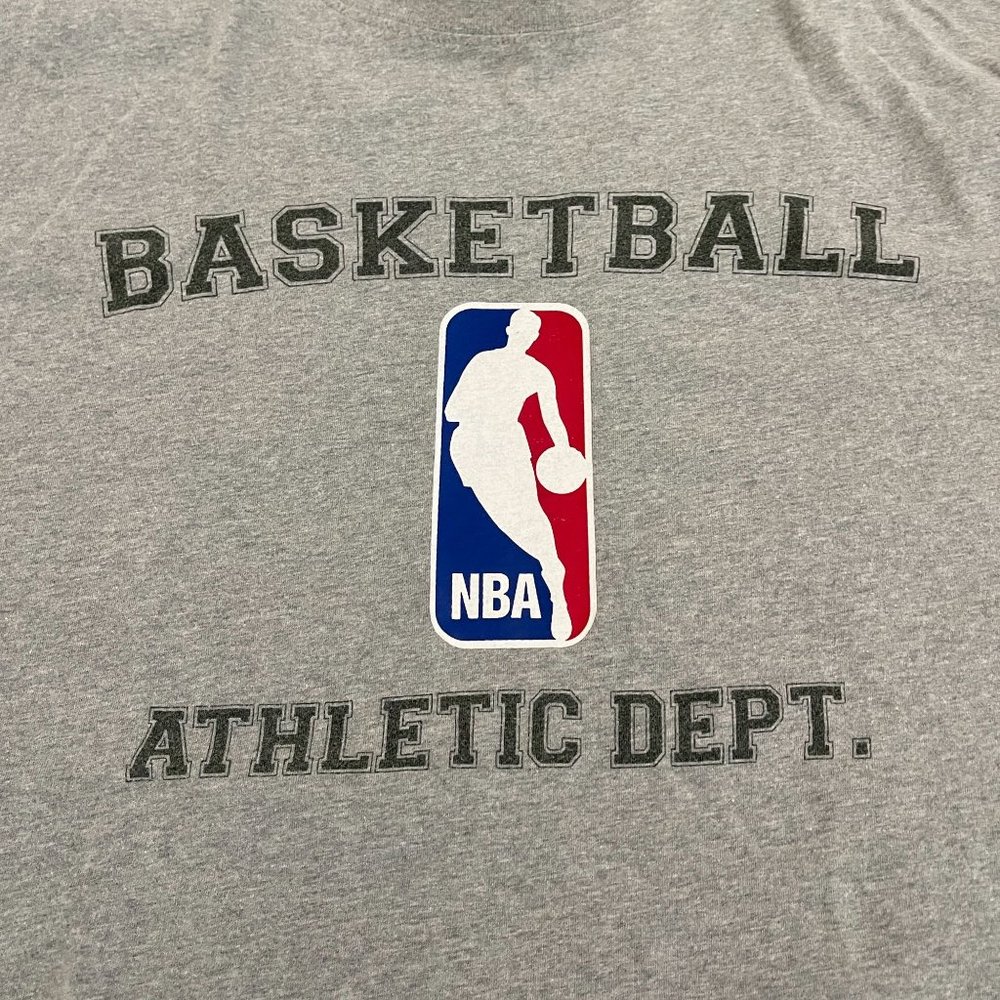 NBA Men's Lougewear Gray SS T-Shirt Licensed UNK NBA Logo, Size Large - Picture 3 of 7